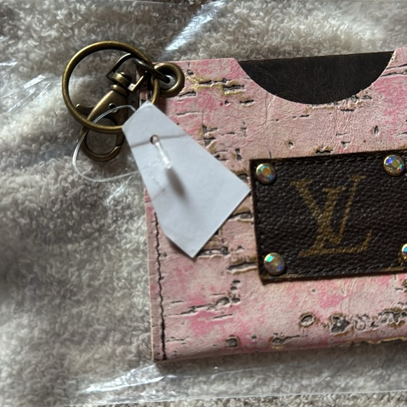 Card Holder - Picture 4 of 7